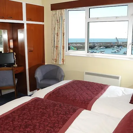 Dolphin Hotel