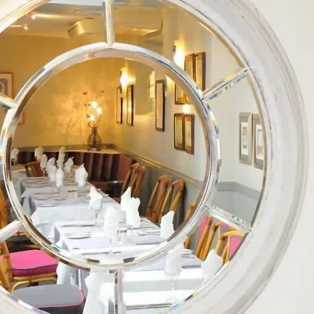 호텔 Dolphin Gorey